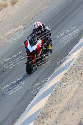 media/Jan-14-2022-Apex Assassins (Fri) [[4609ad47be]]/Trackday 1/Session 5/Turn 10 Inside/